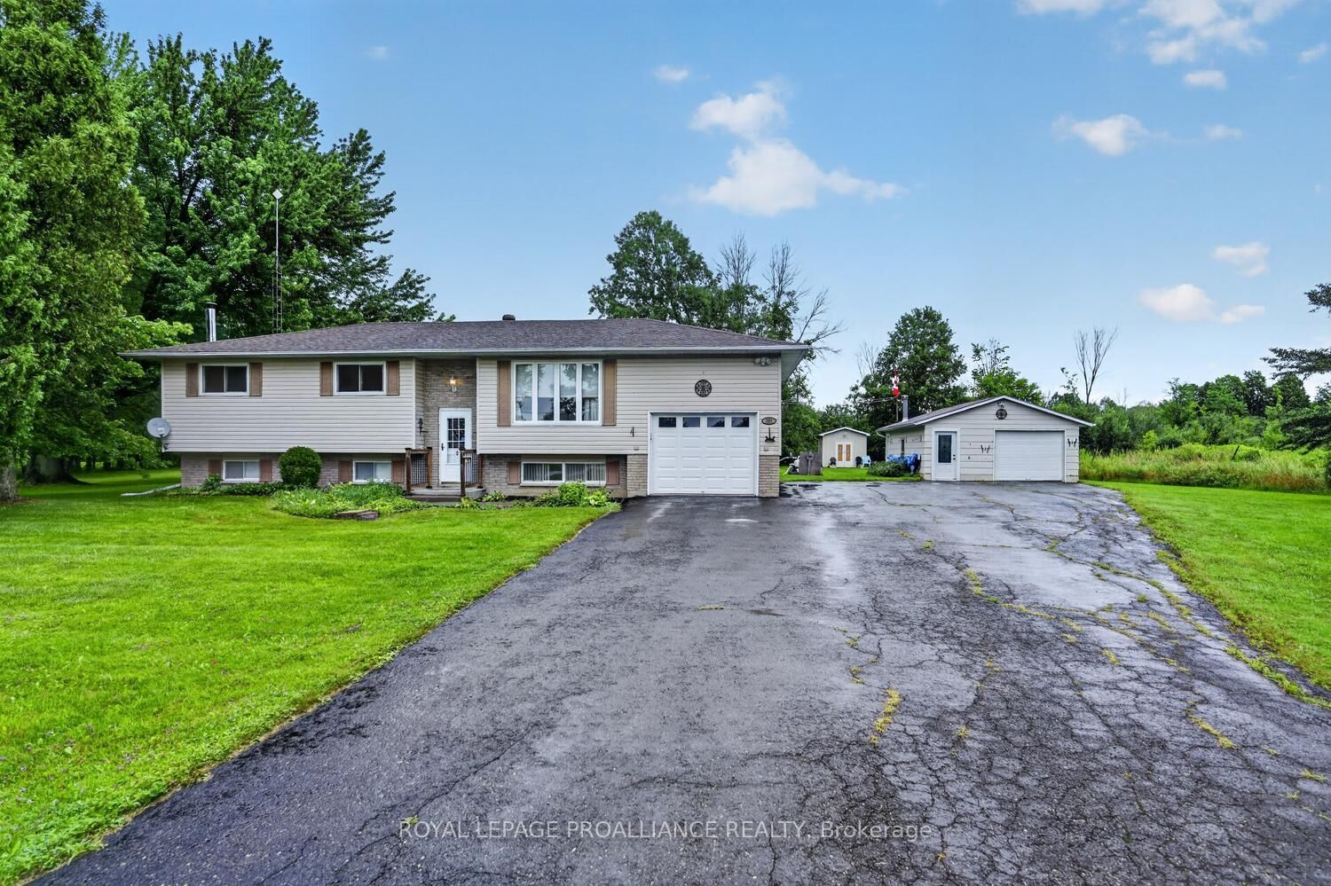 Property Photo:  3201 Rocky Road  ON K6V 5T1 