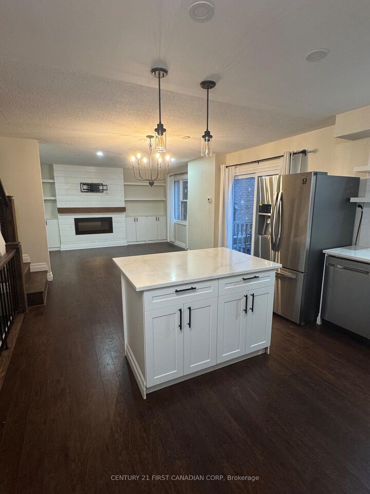 Property Photo: 230 Clarke Road 6 ON N5W 5P5