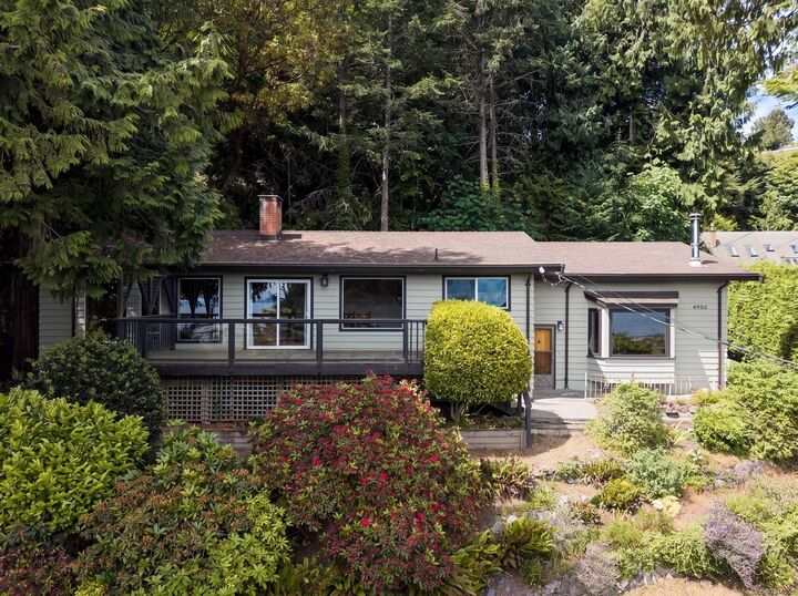 4950 Lochside Dr — photo 1