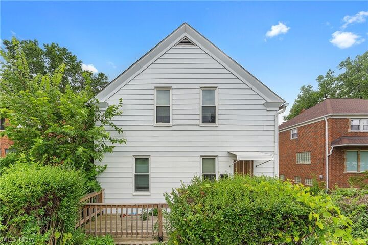 Property Photo: 18914 Neff Road OH 44119
