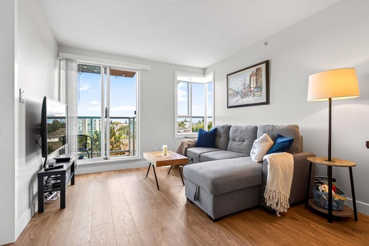 Property Photo: 3455 Ascot Place 806 BC V5R 6B7