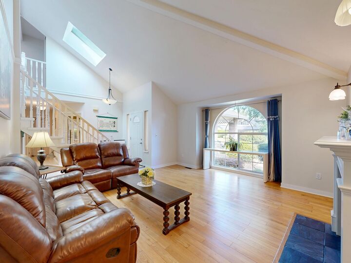 Property Photo: 10285 167 Street BC V4N 1Z2