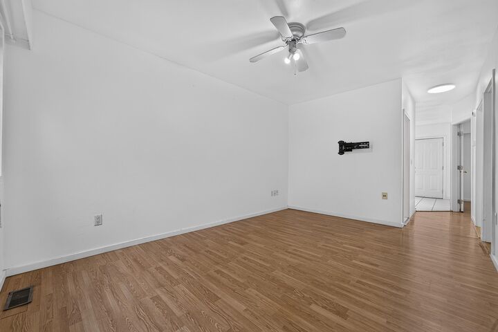 Property Photo:  2316 Nanaimo Street  BC V5N 5E3 