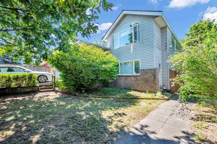 Property Photo: 18136 Claytonwood Crescent BC V3S 7T5