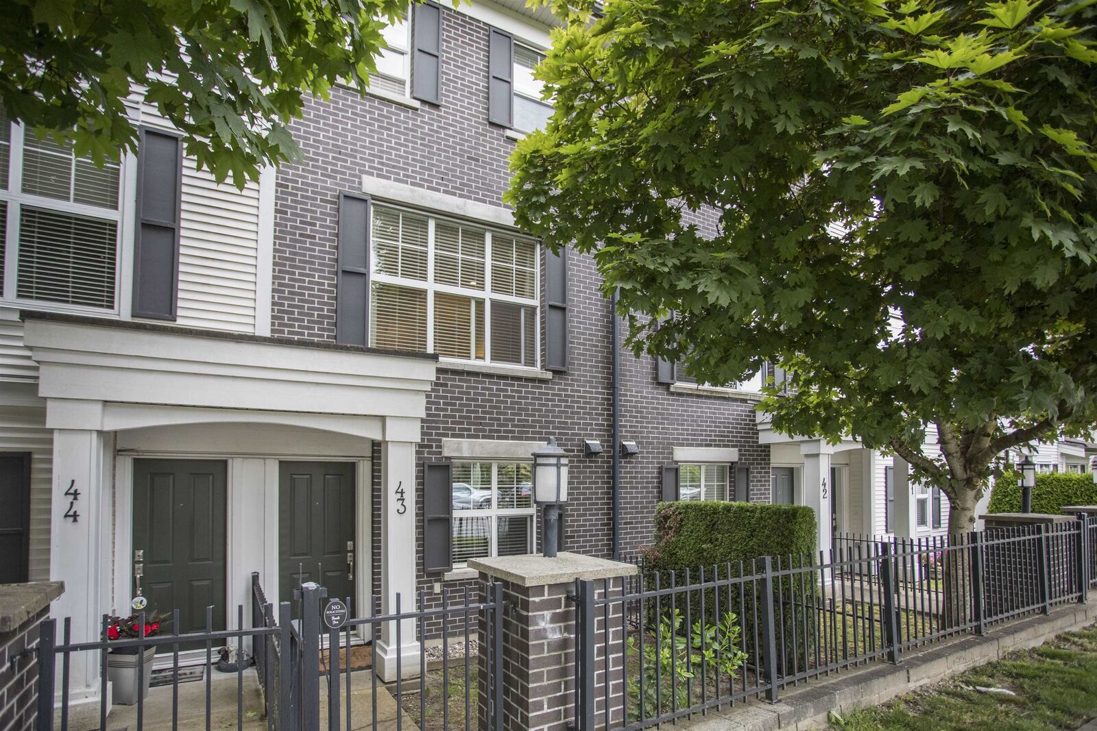 Property Photo: 2469 164 Street 43 BC V3Z 3T4