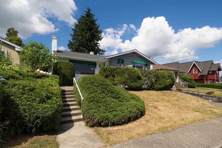 Property Photo: 335 Churchill Avenue BC V3L 4P5
