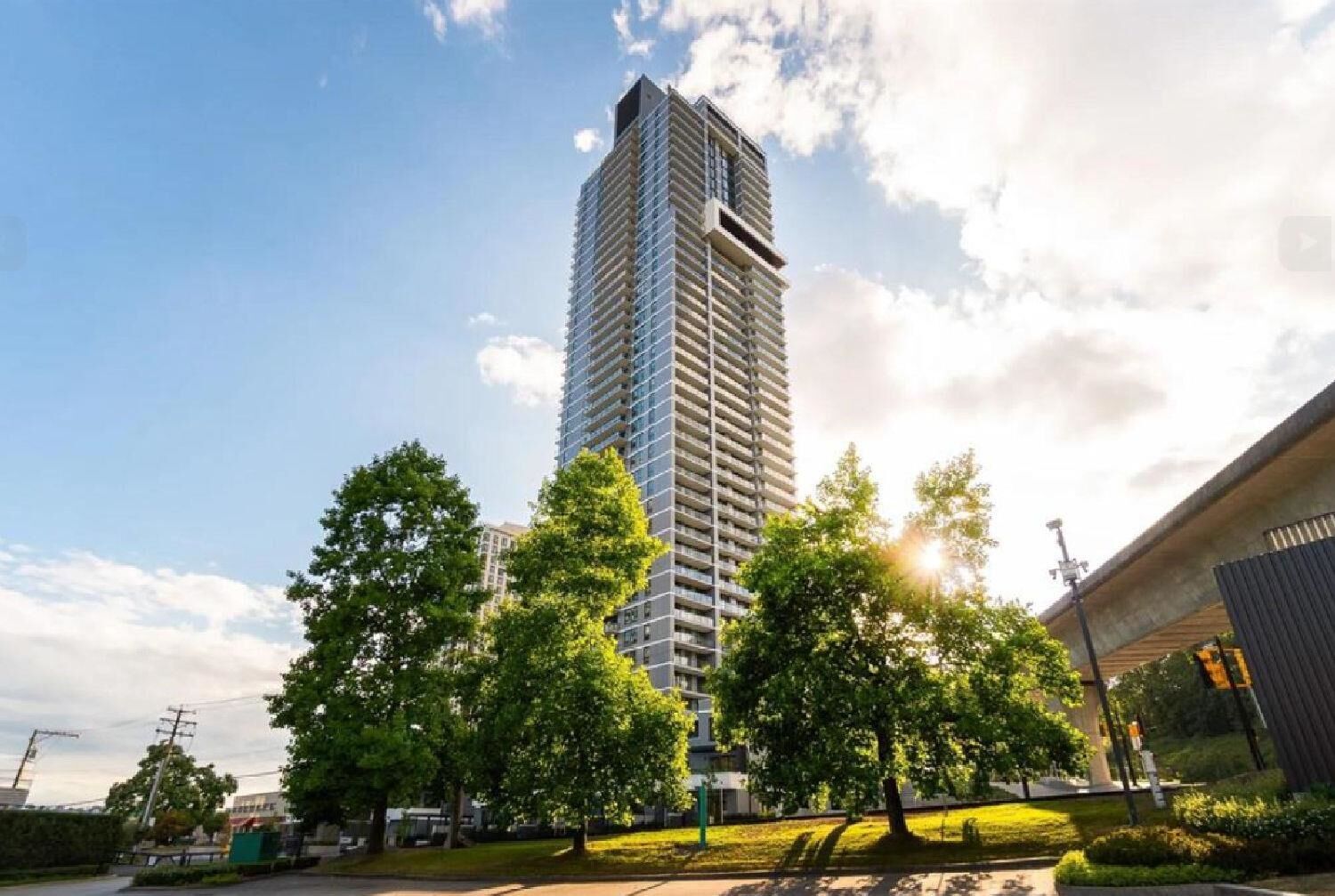 Property Photo: 2135 Springer Avenue 3703 BC V5B 0C1
