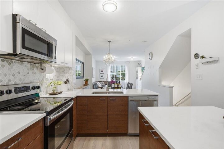 Property Photo: 3010 Riverbend Drive 88 BC V3C 0B8