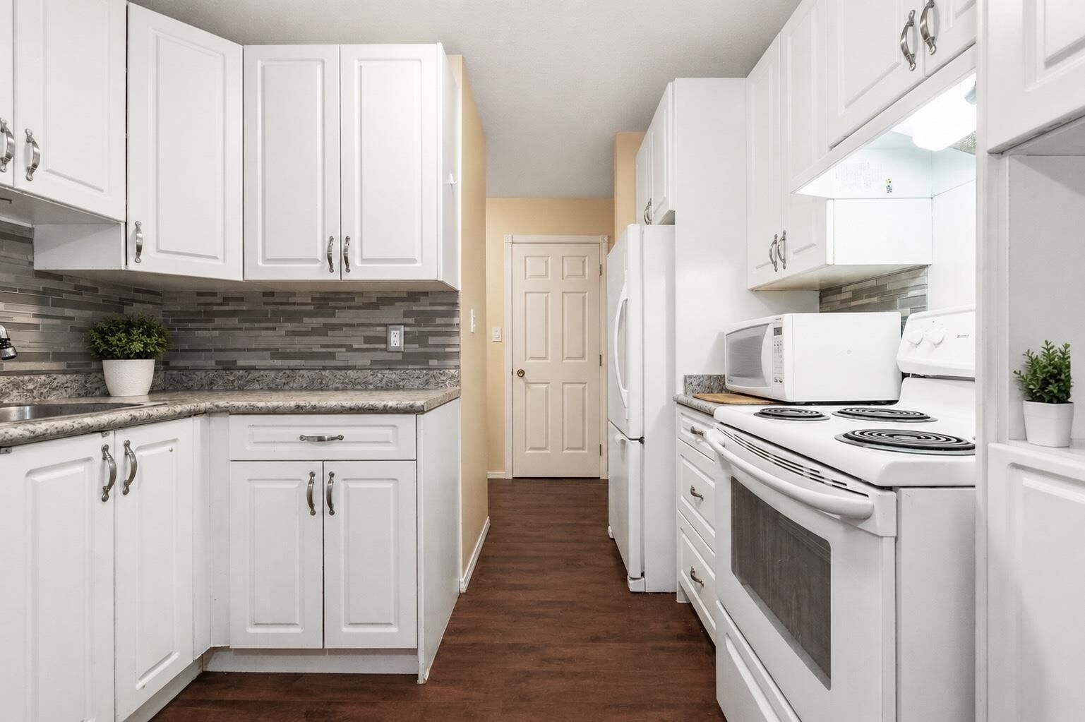 Property Photo:  9175 Mary Street 109  BC V2P 4H7 
