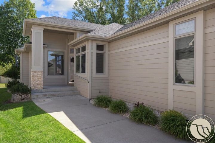 Property Photo: 3447 Dunlop Avenue MT 59106