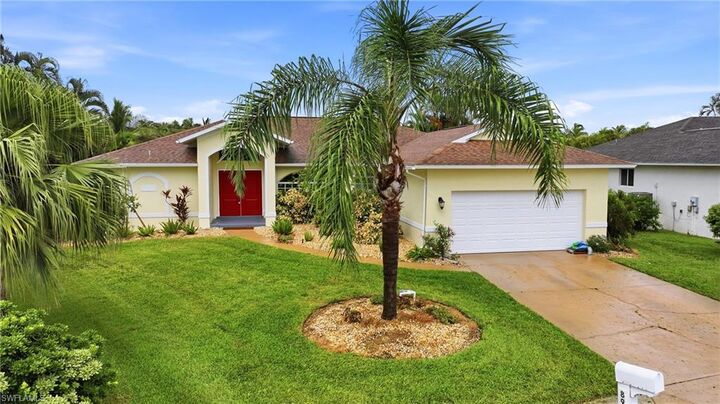 Property Photo: 8950 Bracken Way FL 33908