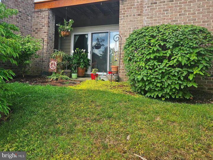 Property Photo: 605 Admiral Drive A 102 MD 21401