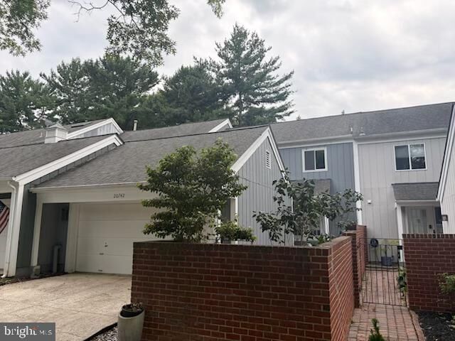 Property Photo:  20742 Highland Hall Drive  MD 20886 