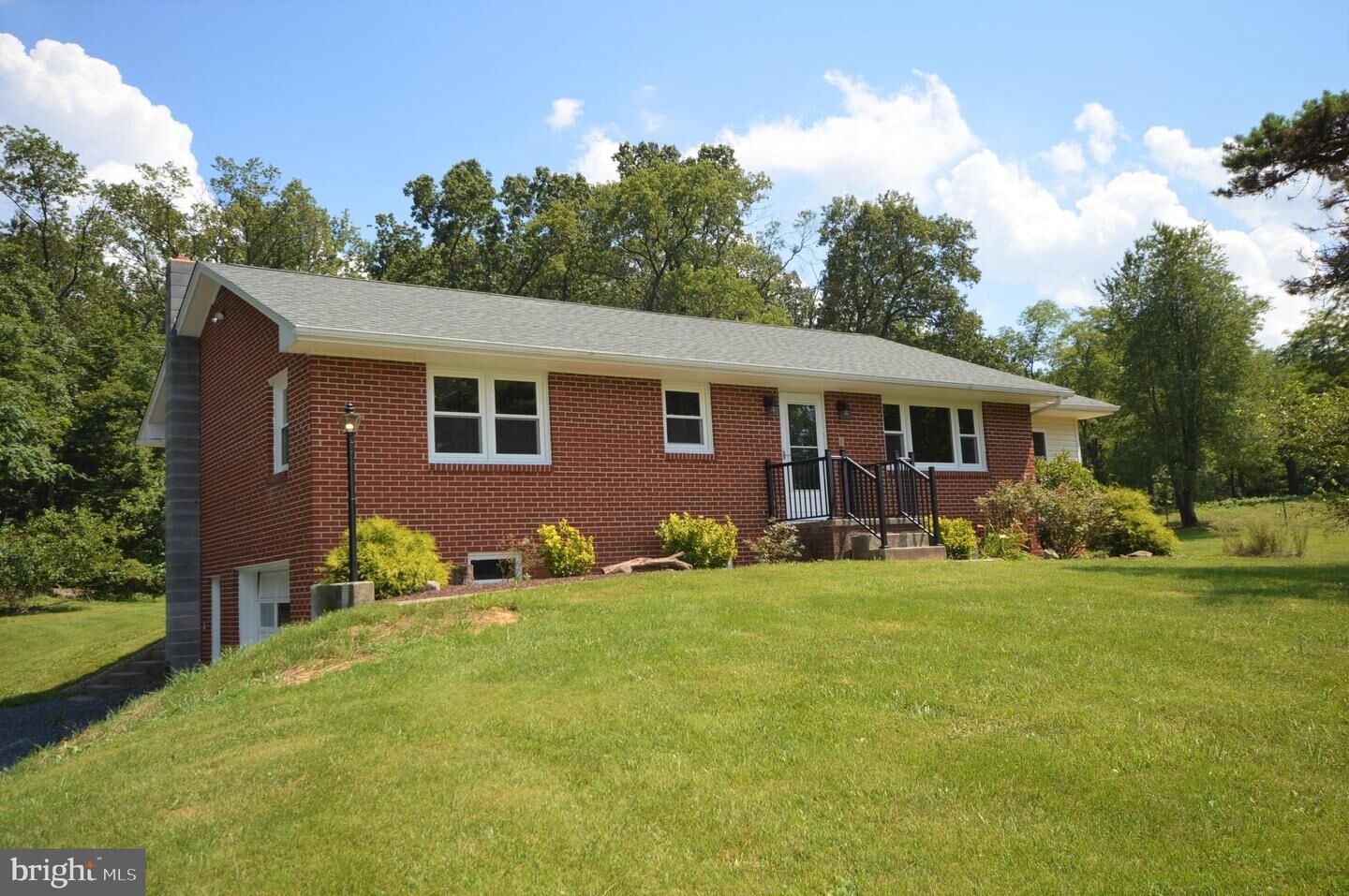 Property Photo: 5069 Middle Road VA 22602