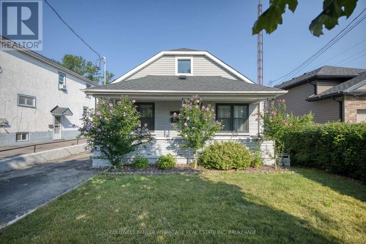 Property Photo:  205 Ross Street  ON L3B 2N4 