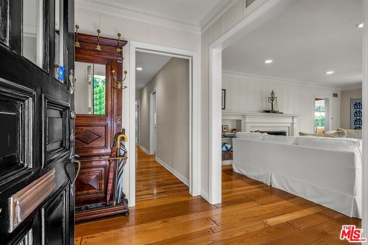 Property Photo: 4049 Benedict Canyon Dr CA 91423