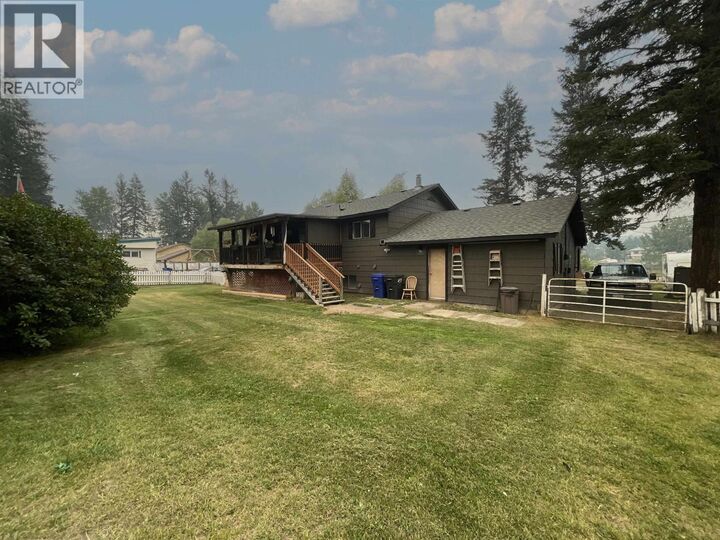 Property Photo: 5418 Park Drive BC V0K 2E1