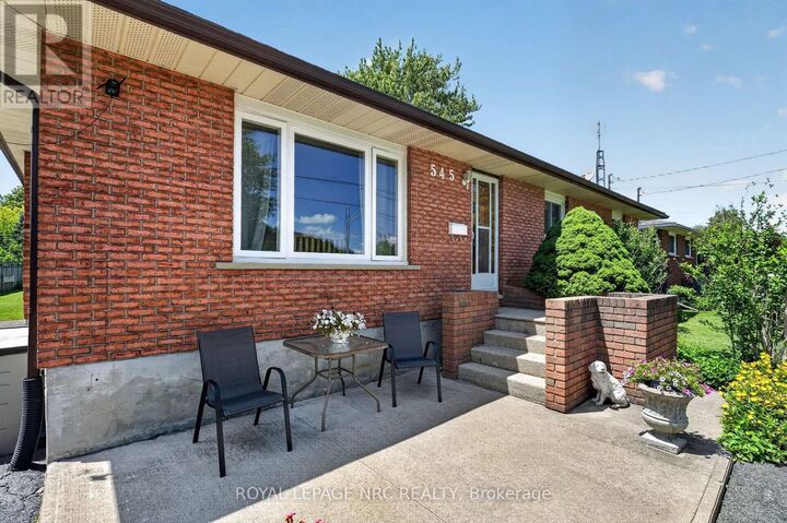 Property Photo:  545 Belleview Boulevard  ON L0S 1N0 