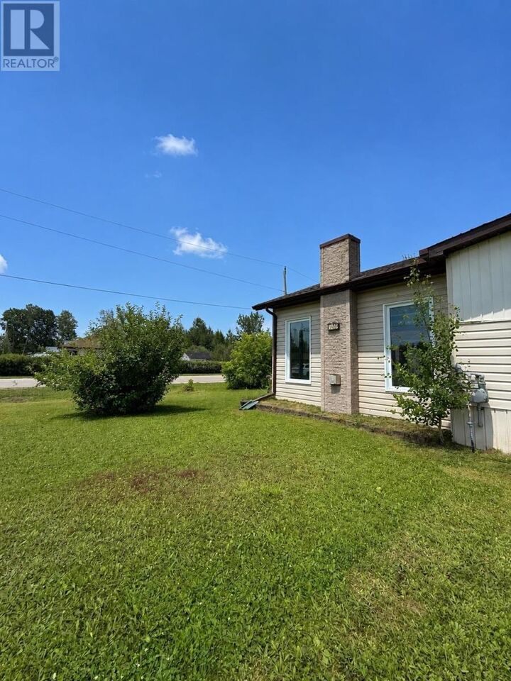 Property Photo: 109 Clarke Ave ON P0T 1M0