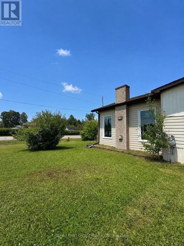 Property Photo: 109 Clarke Avenue ON P0T 1M0