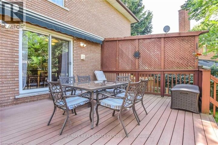 Property Photo: 28 Walnut Drive ON N1E 4B3