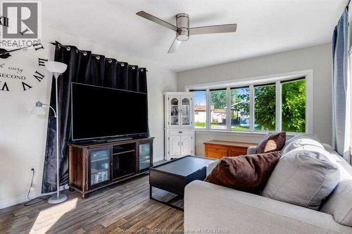 Property Photo: 29 Parkside Drive ON N0R 1J0
