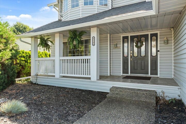 Property Photo:  45396 Carriage Way  BC V2R 2V4 