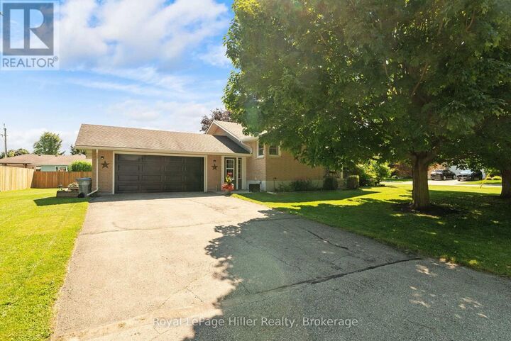 Property Photo: 50 Albert Street ON N0K 1N0