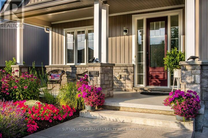 Property Photo: 107 Country Club Drive ON K0H 1G0