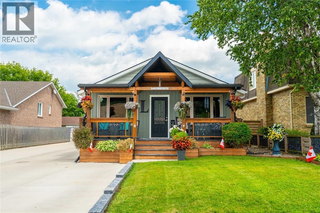 Photo de la propriété: 1478 Colborne Road ON N7V 3M2