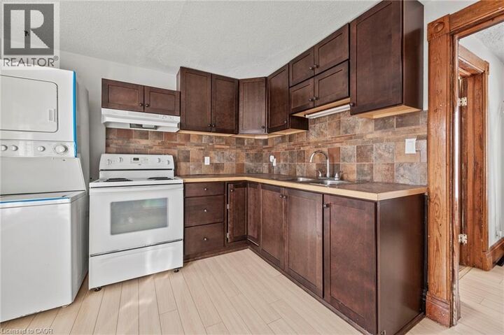 Property Photo:  33 Rich Avenue Upper  ON N1R 2A4 