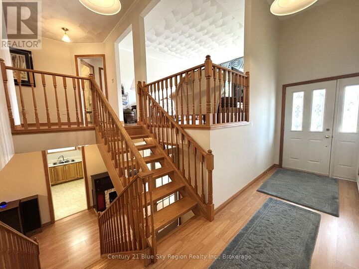 Property Photo:  877 O'Brien Street  ON P1B 5W9 