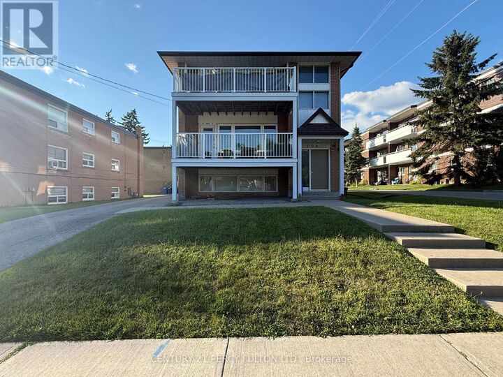 Property Photo:  706 Dunlop Street West 3  ON L1N 1V5 
