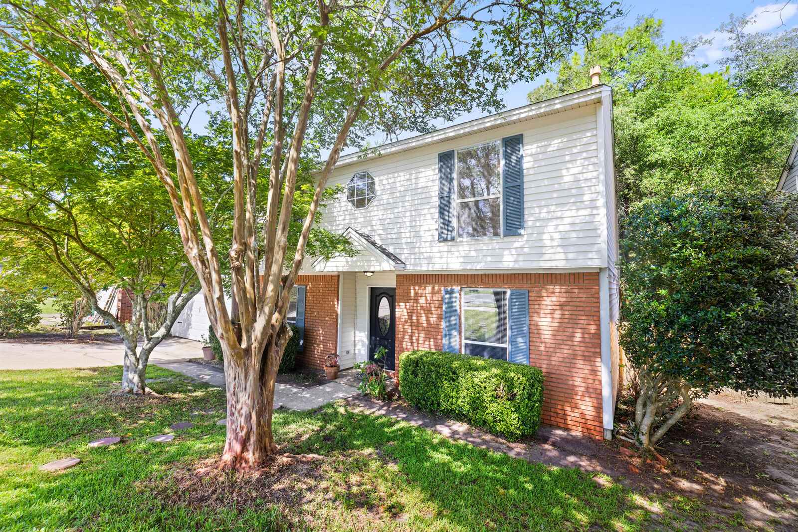 Property Photo:  820 Sparkleberry Cove  FL 32578 