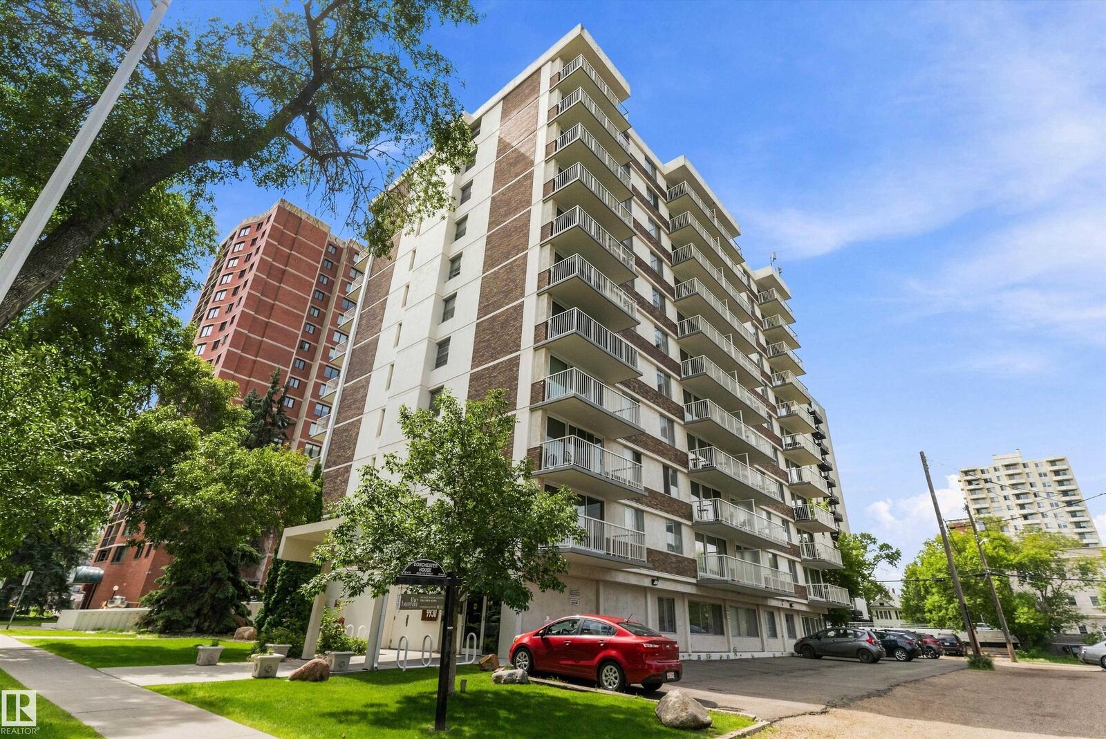 Property Photo:  9930 113 Street NW 706  AB T5K 1N6 