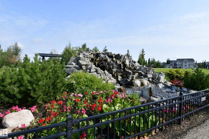 Property Photo:  560 Sturtz Link  AB T9E 1E3 