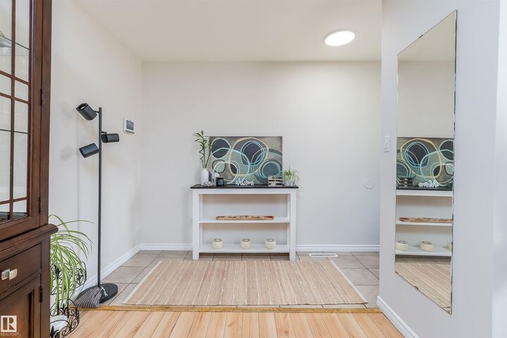 Property Photo:  11236 40 Avenue NW  AB T6J 0R2 