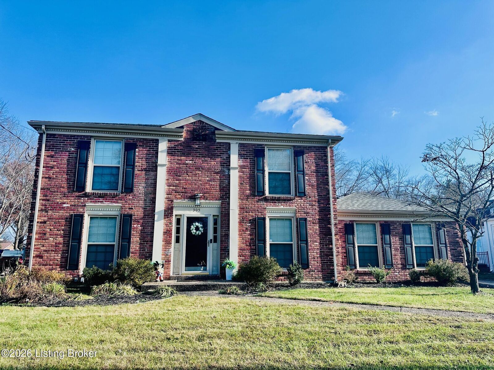 Property Photo:  305 Moser Rd  KY 40223 