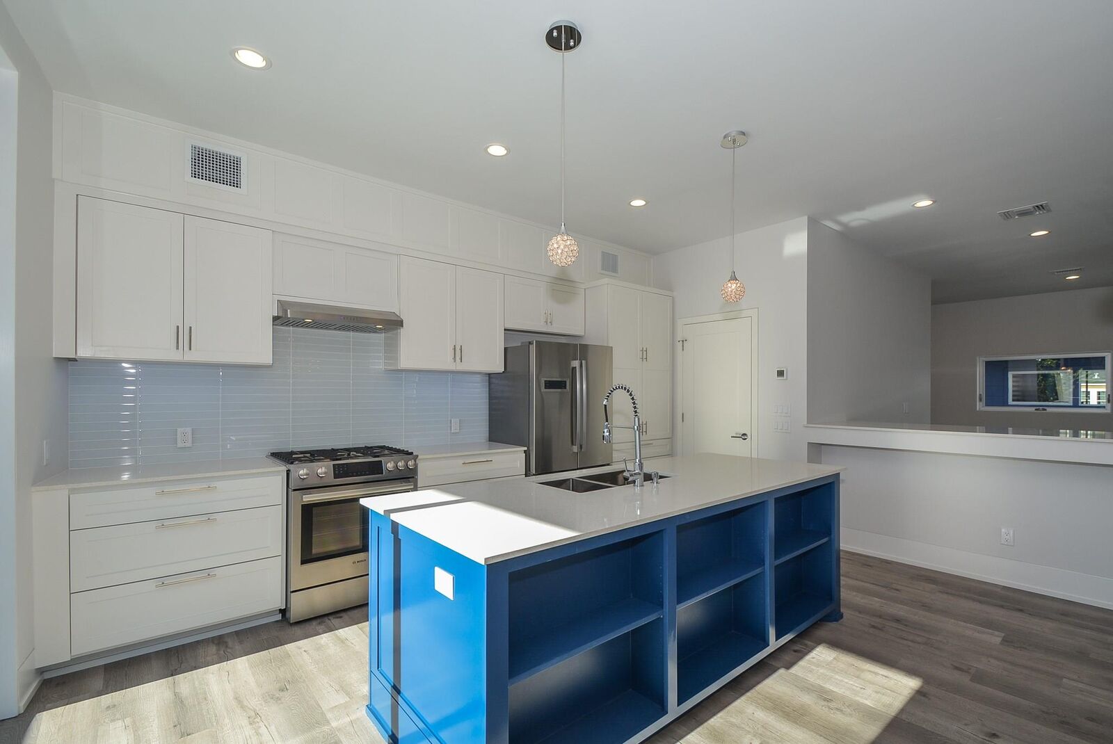Property Photo:  1907 Oakdale Street  TX 77004 