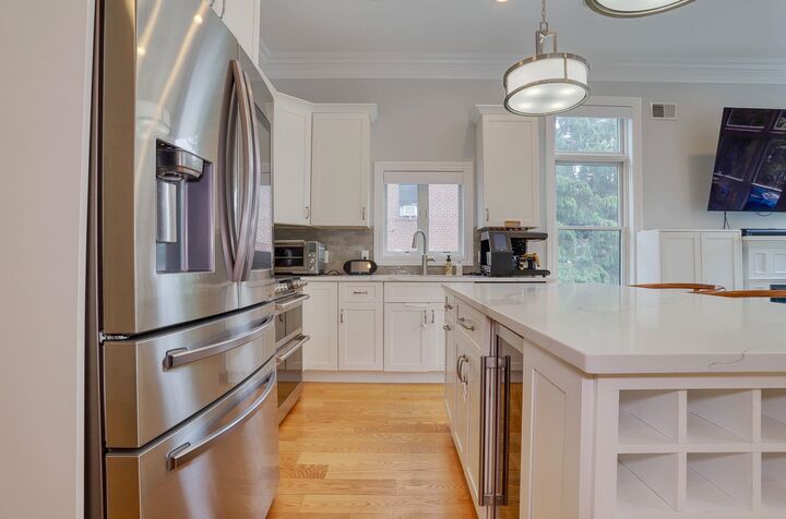 Property Photo: 210 North St 1 NJ 07307