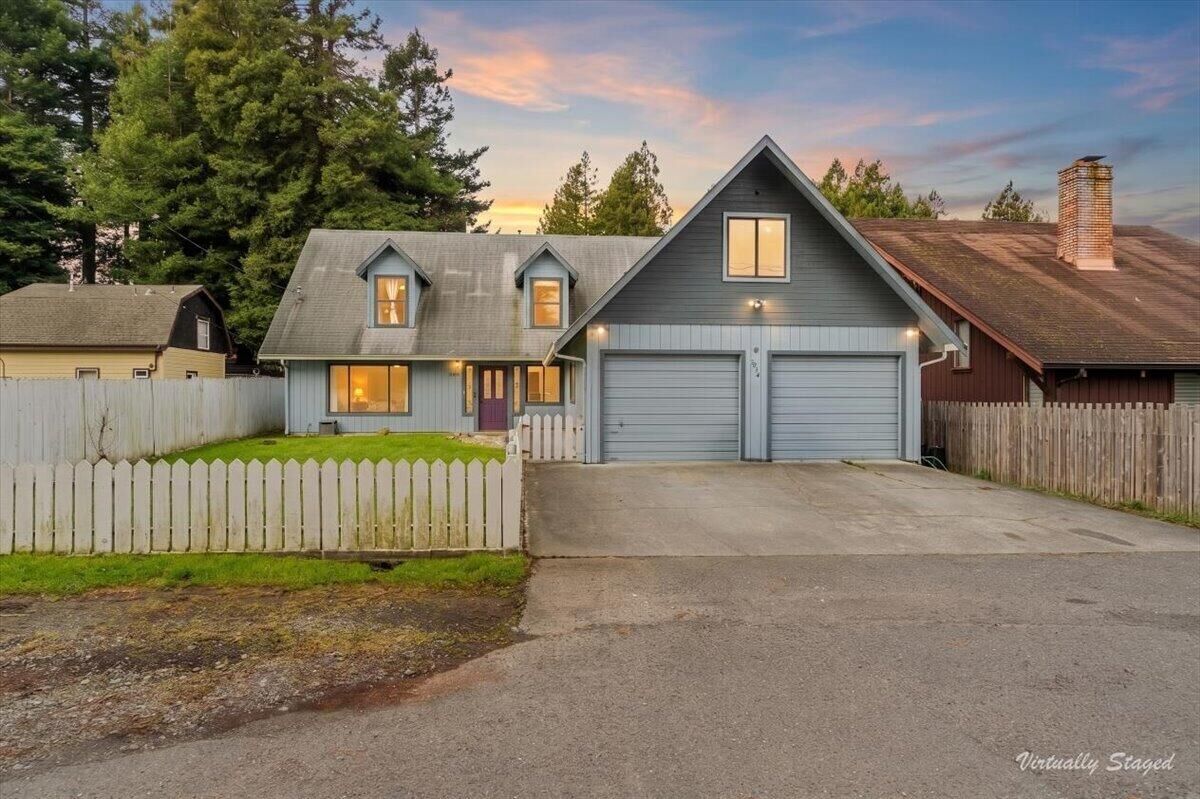Property Photo:  3274 Montgomery Street  CA 95503 