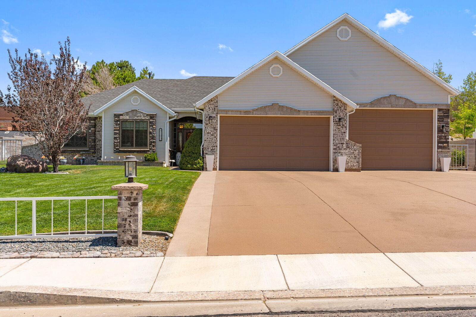Property Photo: 5192 N Juniper Ridge Rd UT 84721