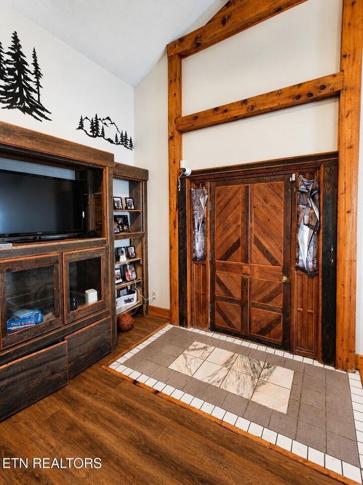 Property Photo:  4205 Birds Creek Rd  TN 37876 