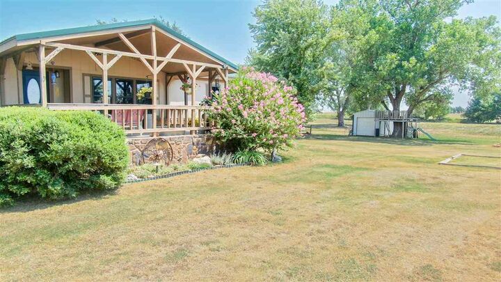 Property Photo:  13186 County Road 1400  OK 73006-1318 