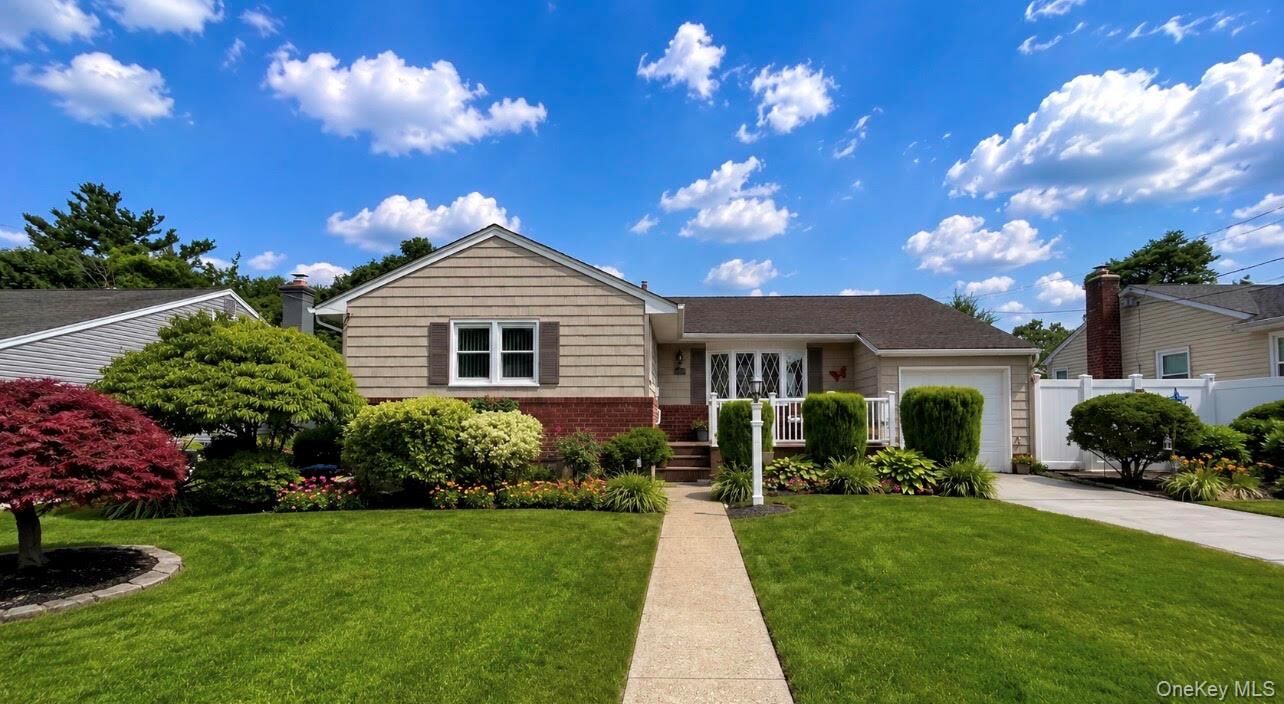 Property Photo: 32 Taylor Drive NY 11735