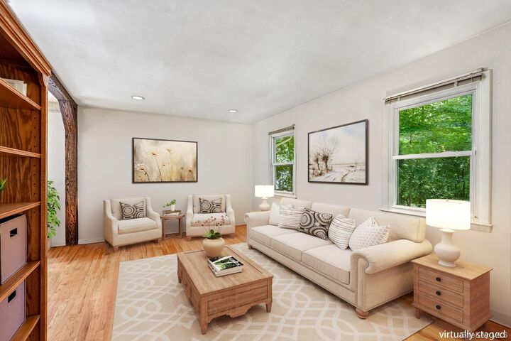 Property Photo:  2 Cobblestone Road  NY 10952 