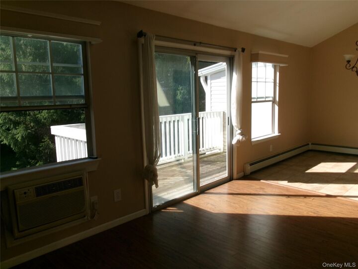 Property Photo:  28 Lexington Hill 6  NY 10926 