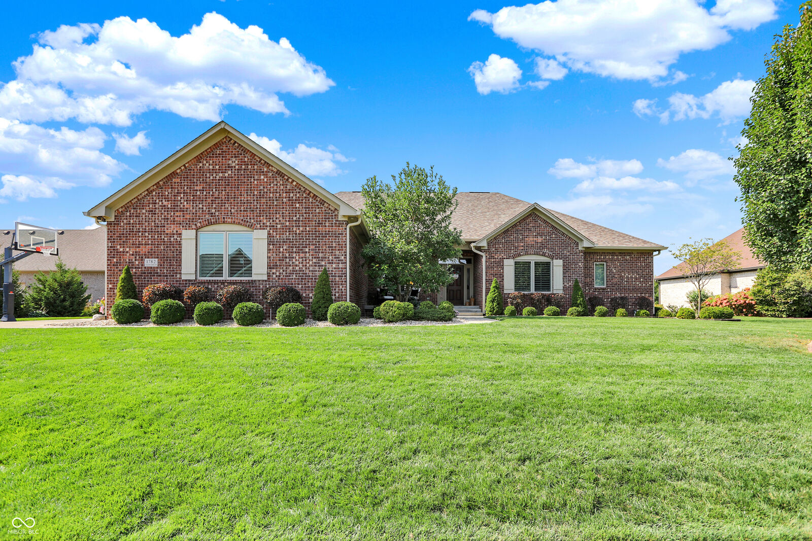 Property Photo:  1782 Calvert Farms Drive  IN 46143 