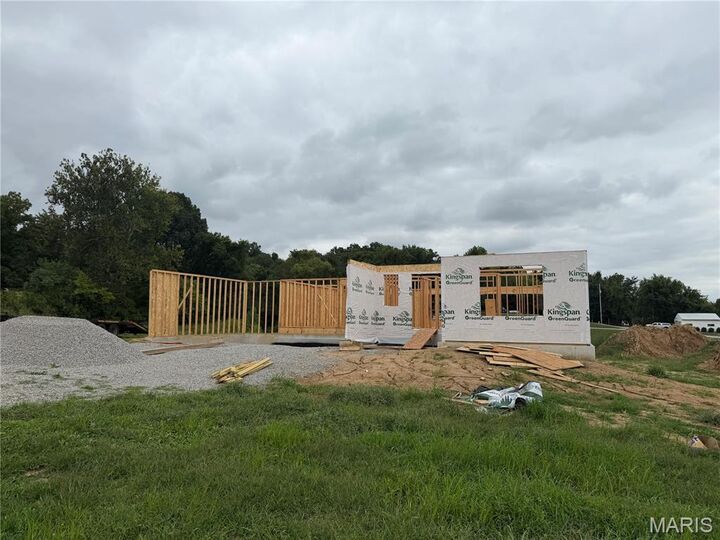 Property Photo:  626 Eckert Lane  IL 62236 