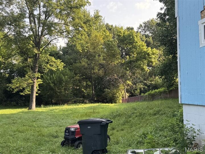 Property Photo:  9935 Carlyle Avenue  MO 63114 